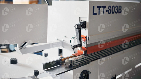 Кромкооблицовочный станок LTT803B